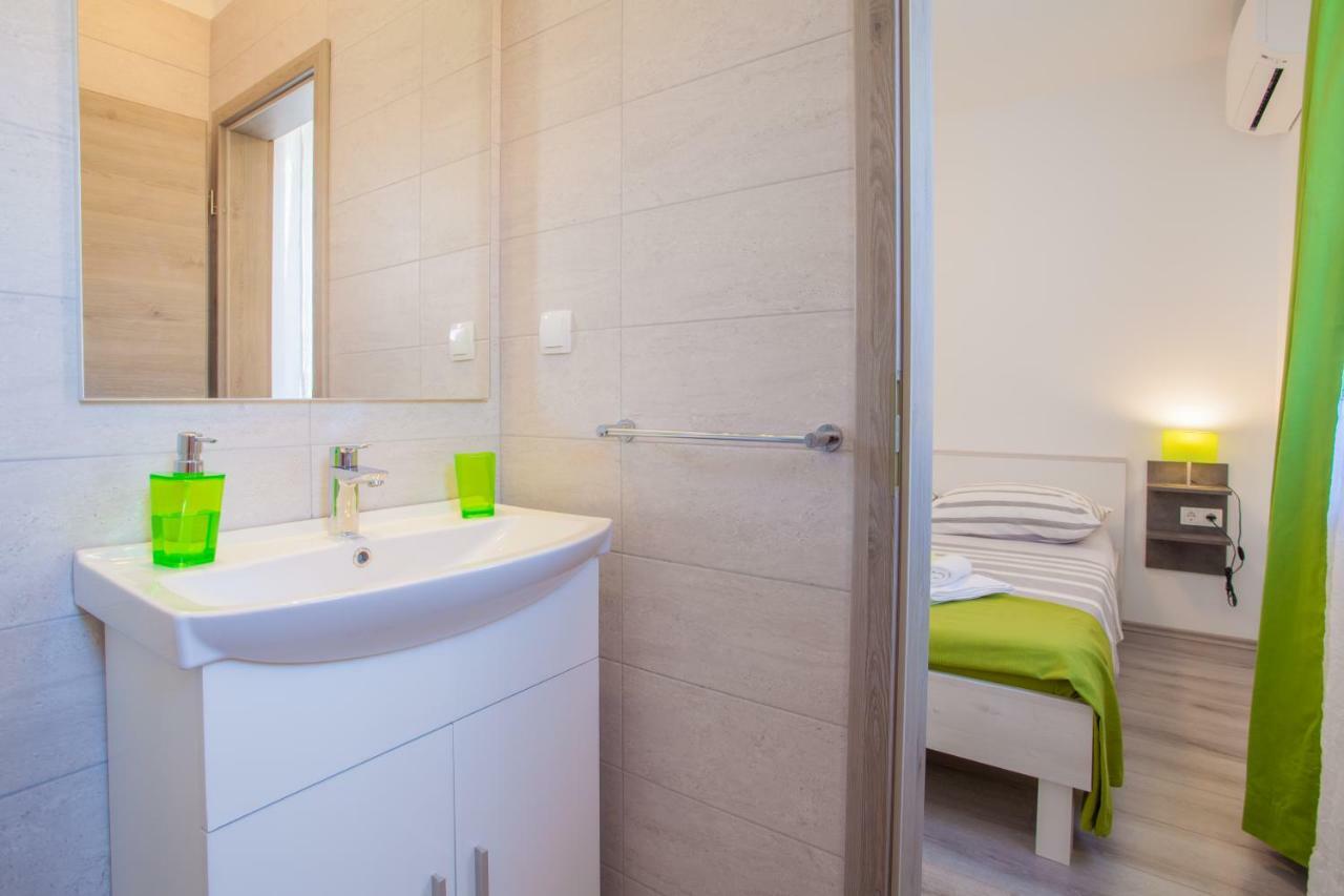 Room Elelina Cres Eksteriør bilde